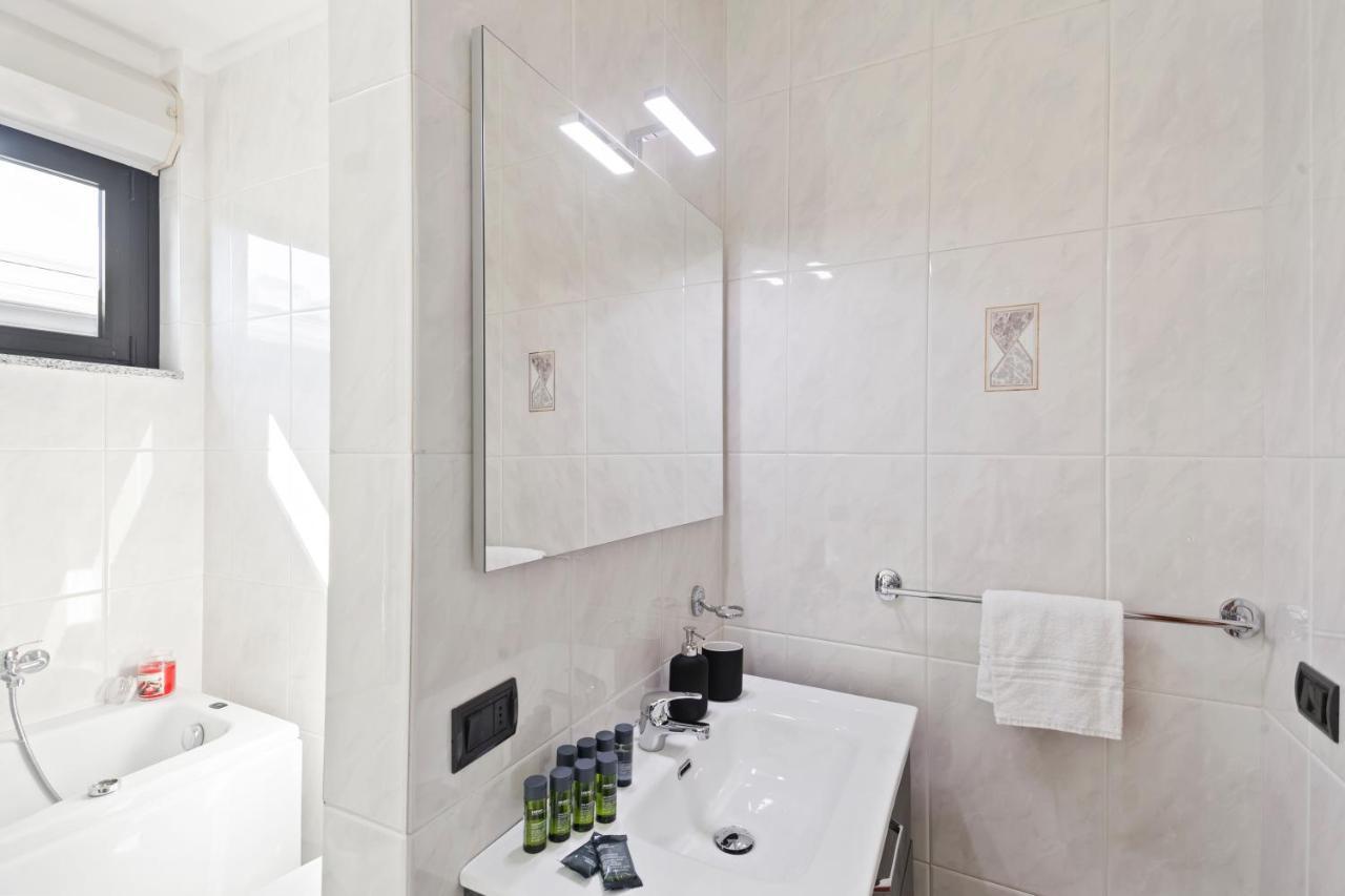 Bari Waterfront Apartment المظهر الخارجي الصورة