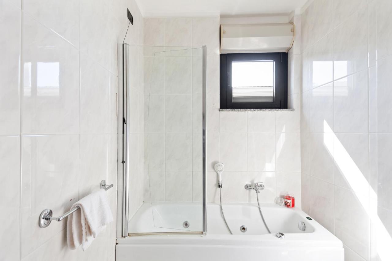Bari Waterfront Apartment المظهر الخارجي الصورة